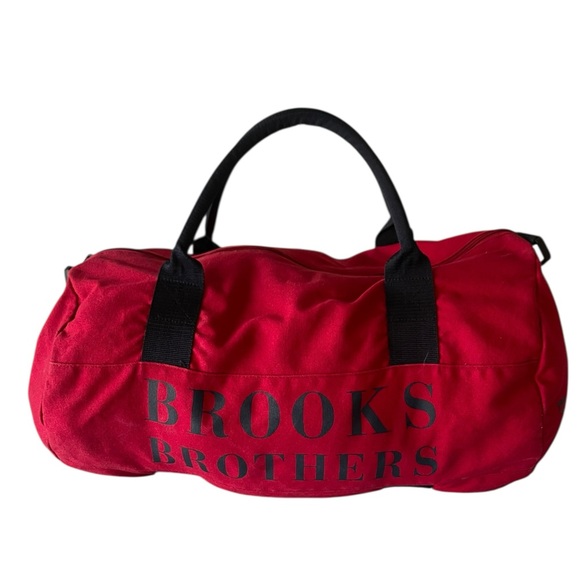 Brooks Brothers Handbags - Brooks Brothers Prep weekender/ gym Bag